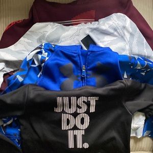 Four boys hoodies, brand name. Size 5
